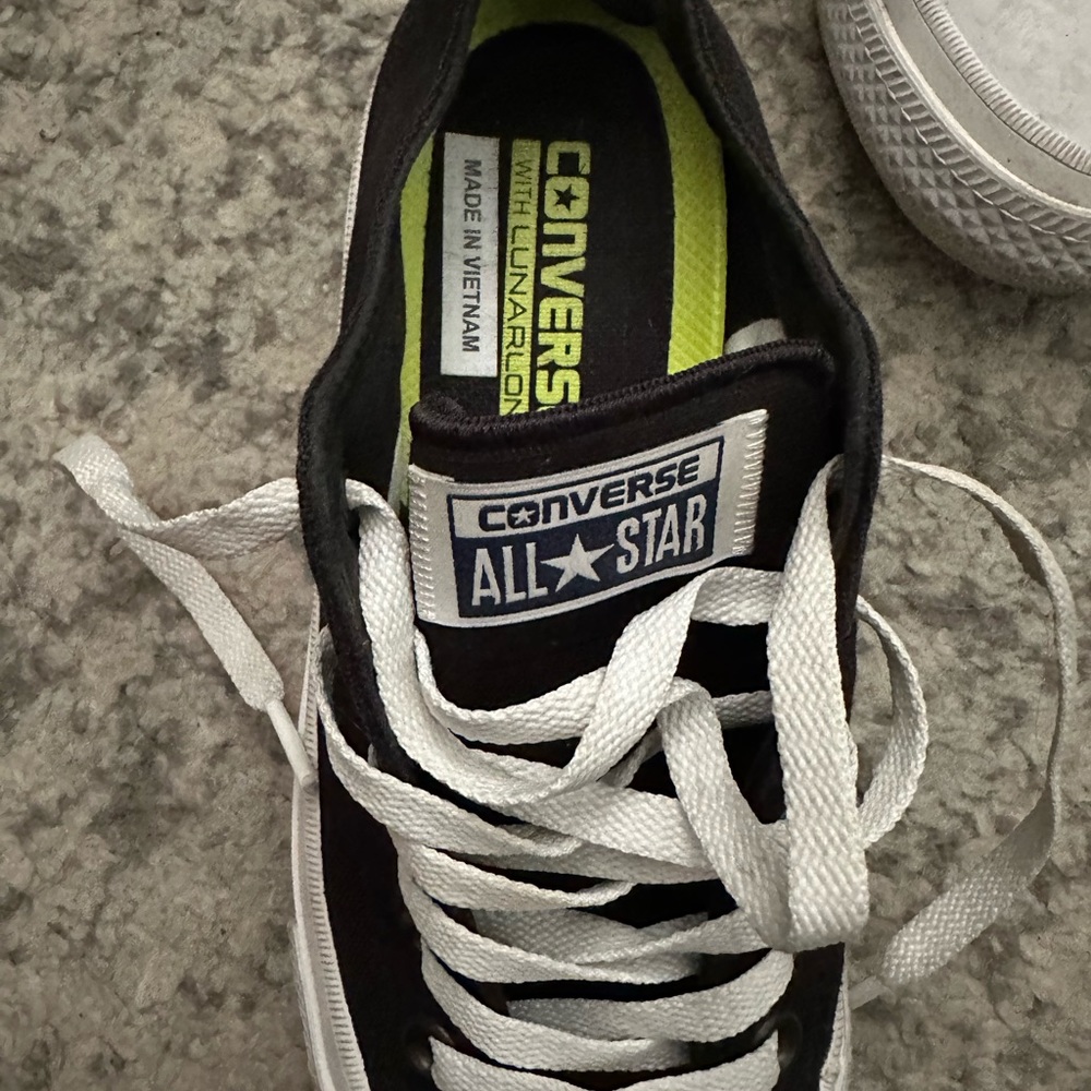 Converse - Picture 4 of 6